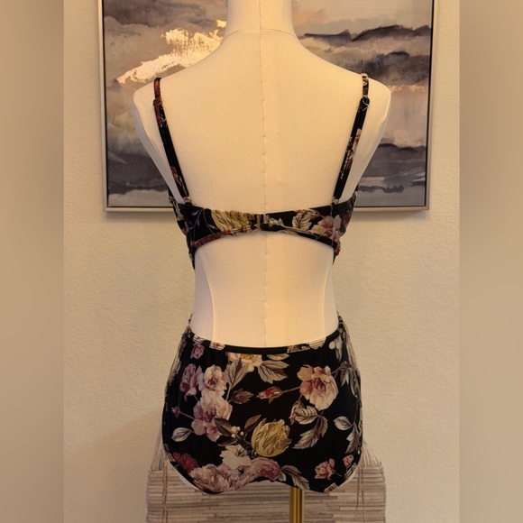 RACHEL RACHEL ROY FLORAL PRINTED MESH MONOKINI ONE-PIECE SWIMSUIT - Picture 6 of 13